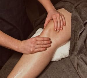 Knee Joint Massage Therapy